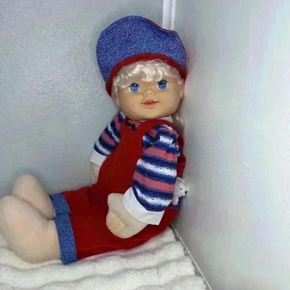 1997 Cititoy Bashful Kids Doll 22 Inch Blonde Girl Red Overalls Blue Eyes - Picture 10 of 13